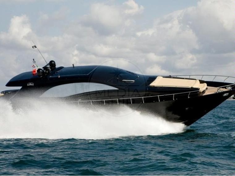 leonardo 72 yacht