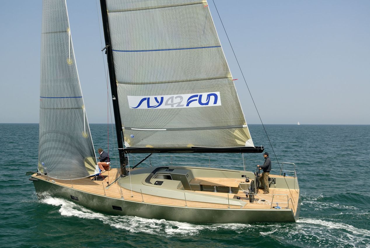 sly 42 yacht