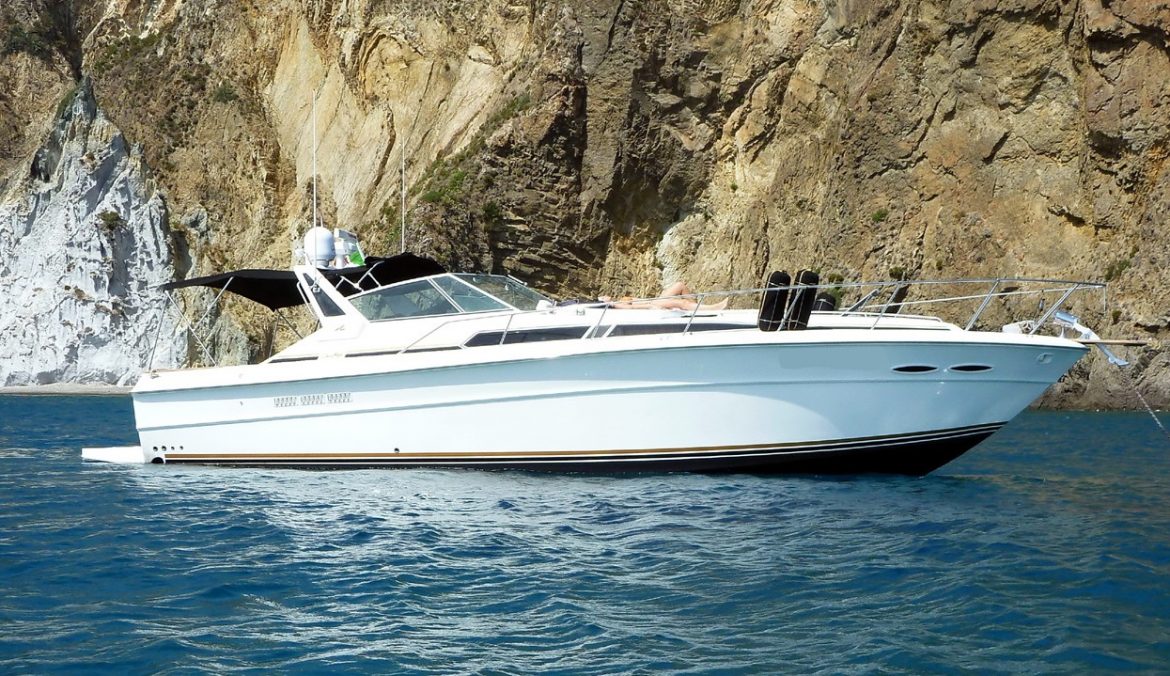 sea ray 390