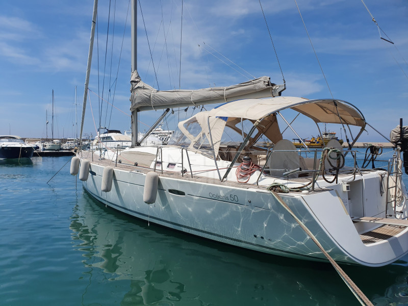  OCEANIS 50