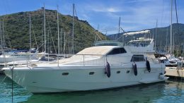  FERRETTI 52 S