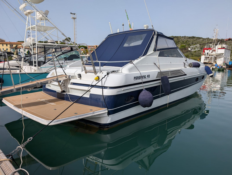 PERSHING 40
