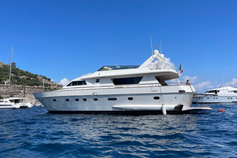 CASTAGNOLA YACHT