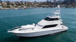  HATTERAS 65