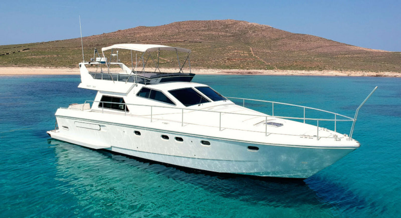 FERRETTI 52 S