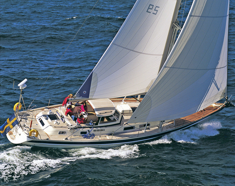 HALLBERG RASSY 53
